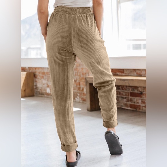 Drawstring Pants with Pockets - Picture 2 of 6